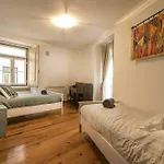Grand Parliment Duplex By Homing